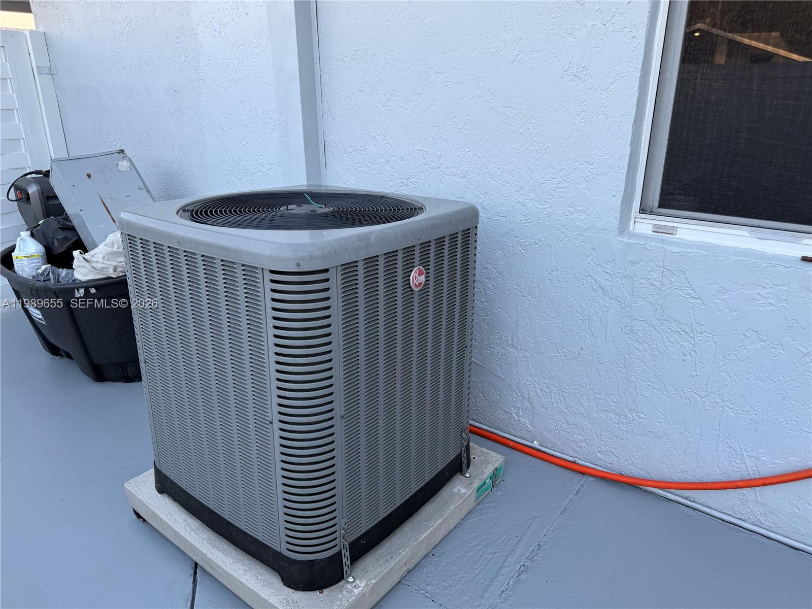 LAKES OF ACADIA UNIT 7 - Residential