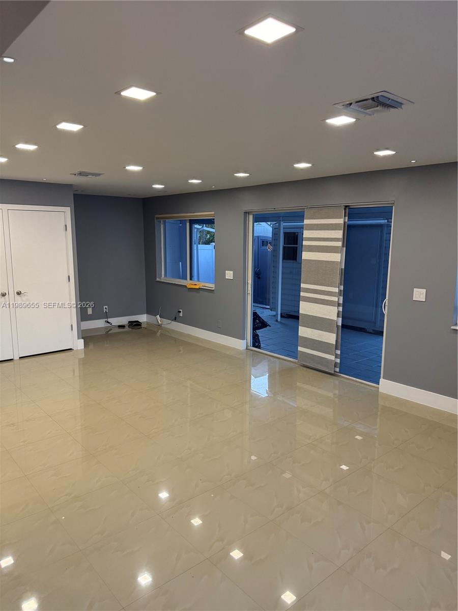 LAKES OF ACADIA UNIT 7 - Residential