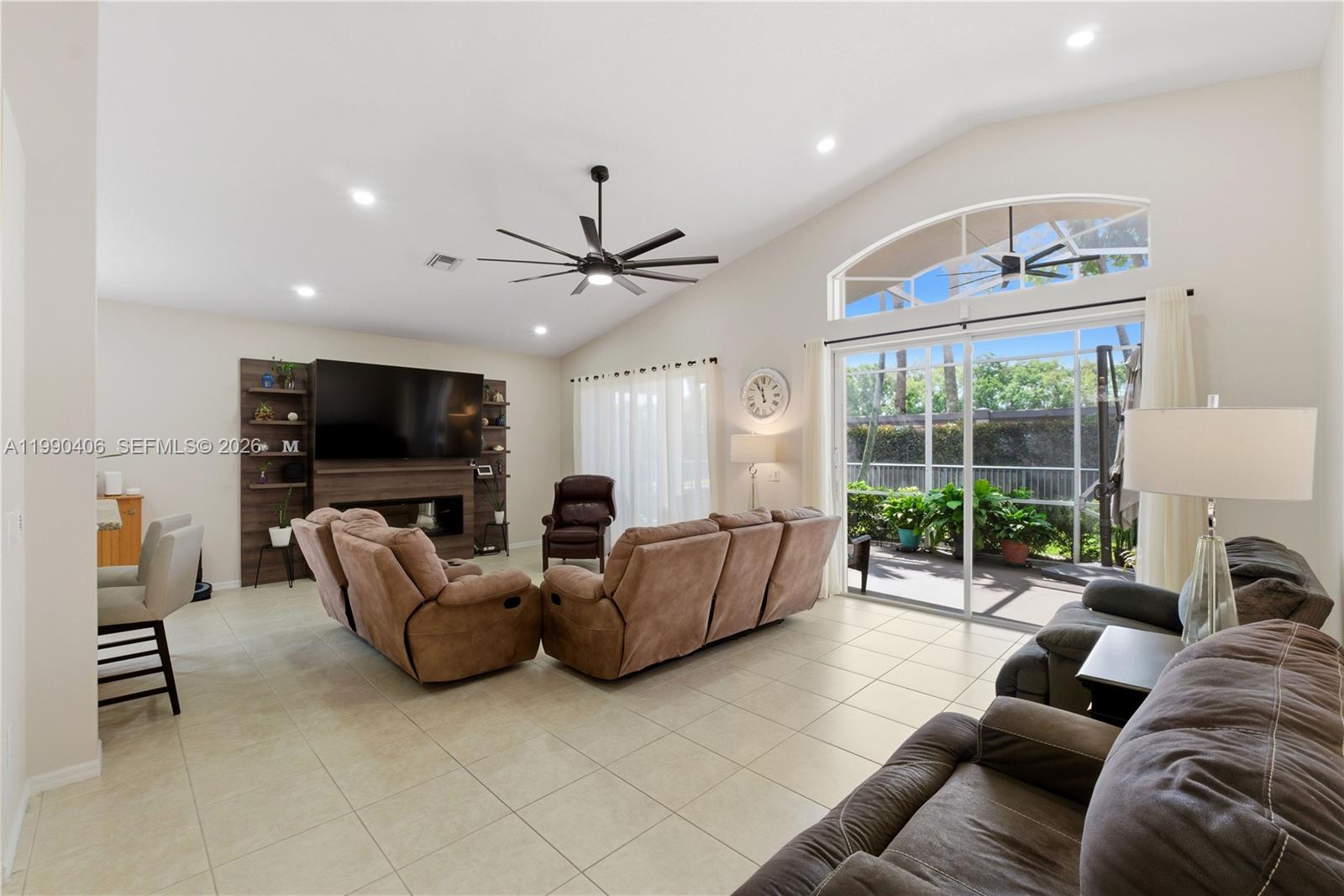 AVALON ESTATES - Residential