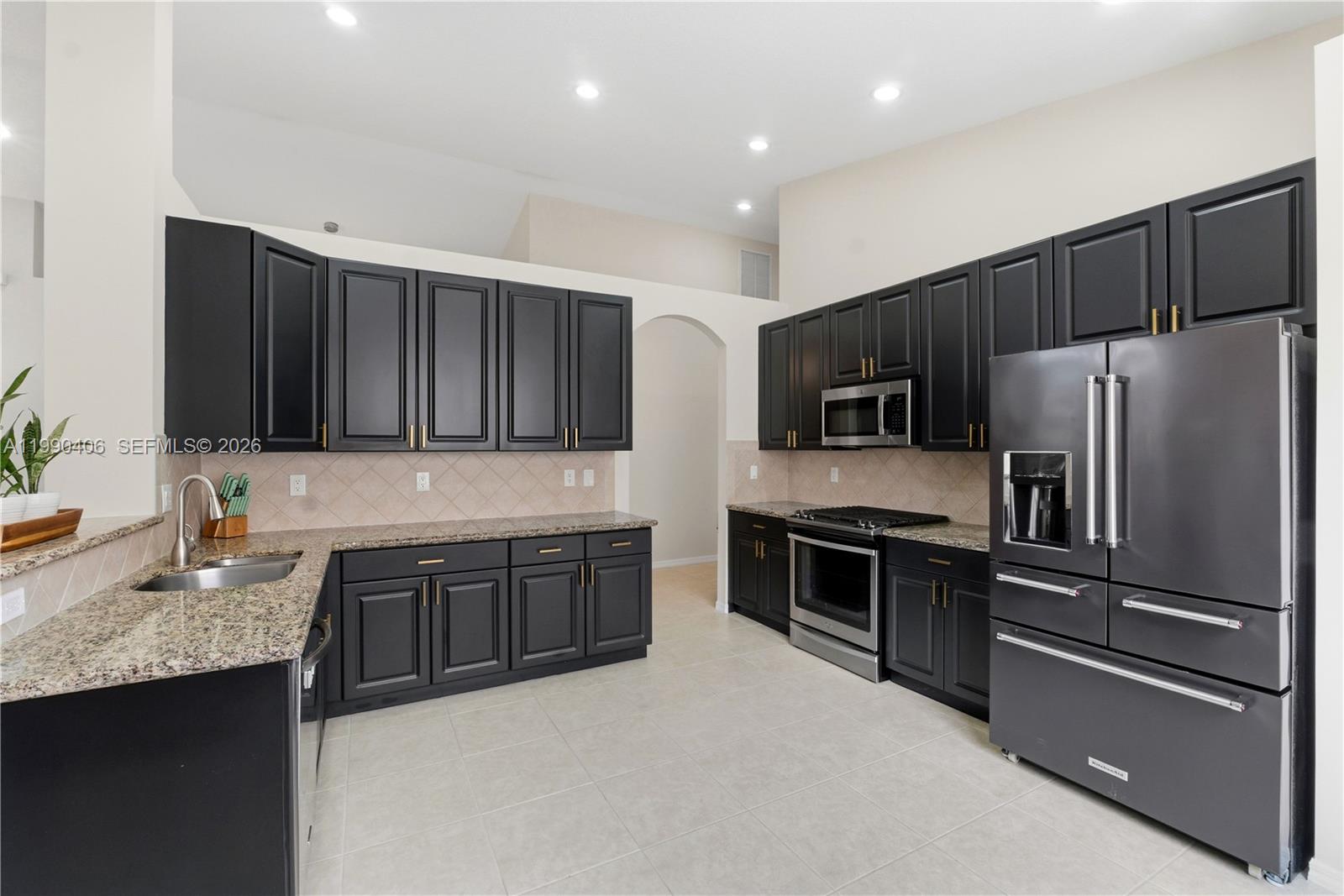 AVALON ESTATES - Residential