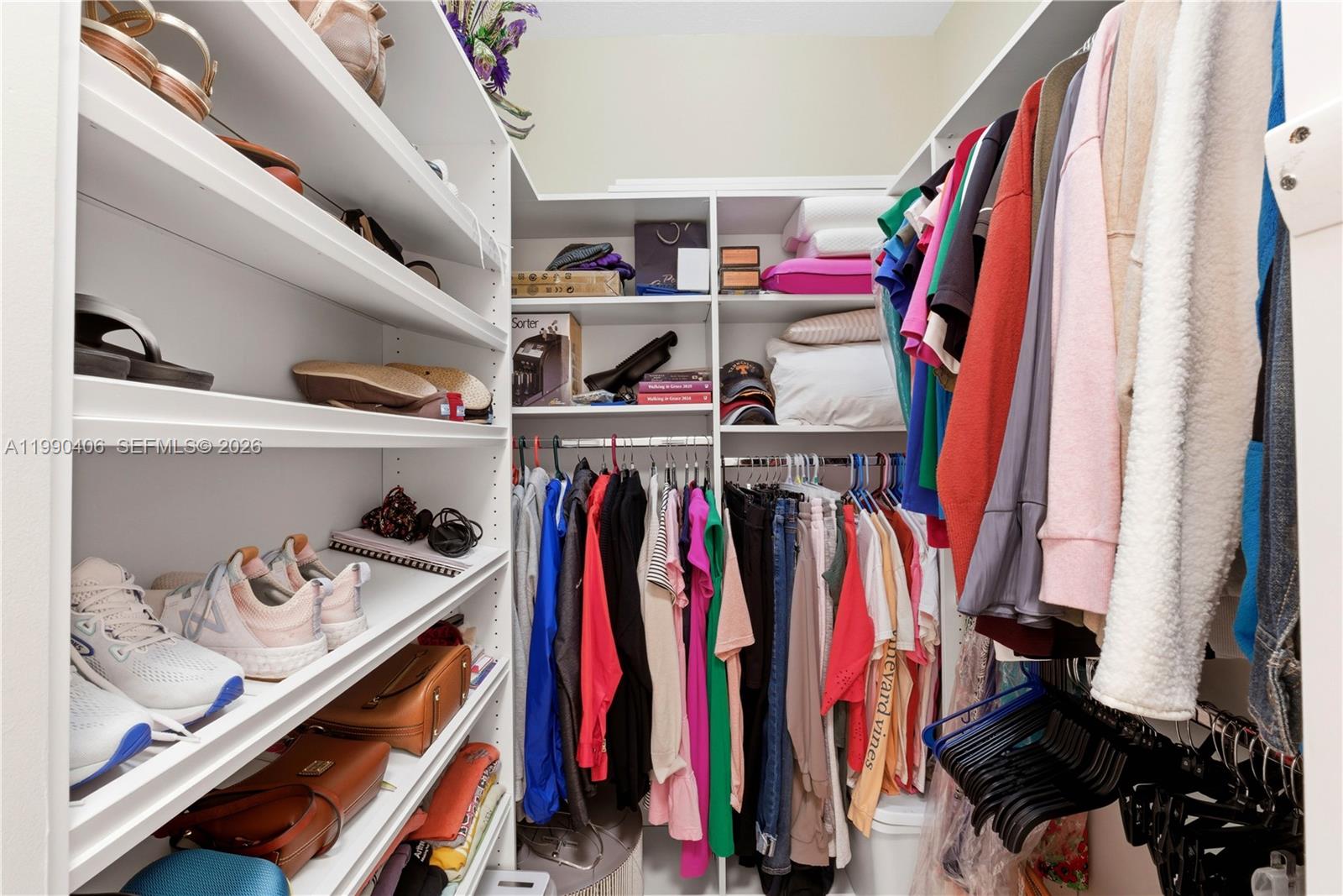 AVALON ESTATES - Residential