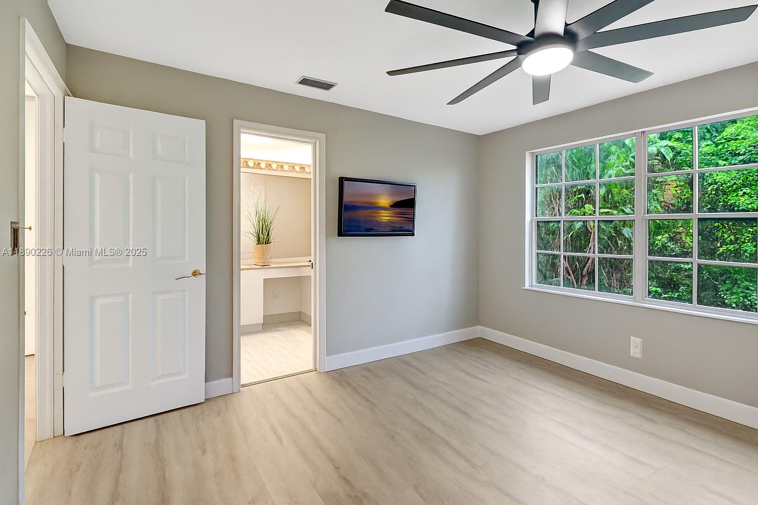 SAWGRASS PLANTATION - Residential