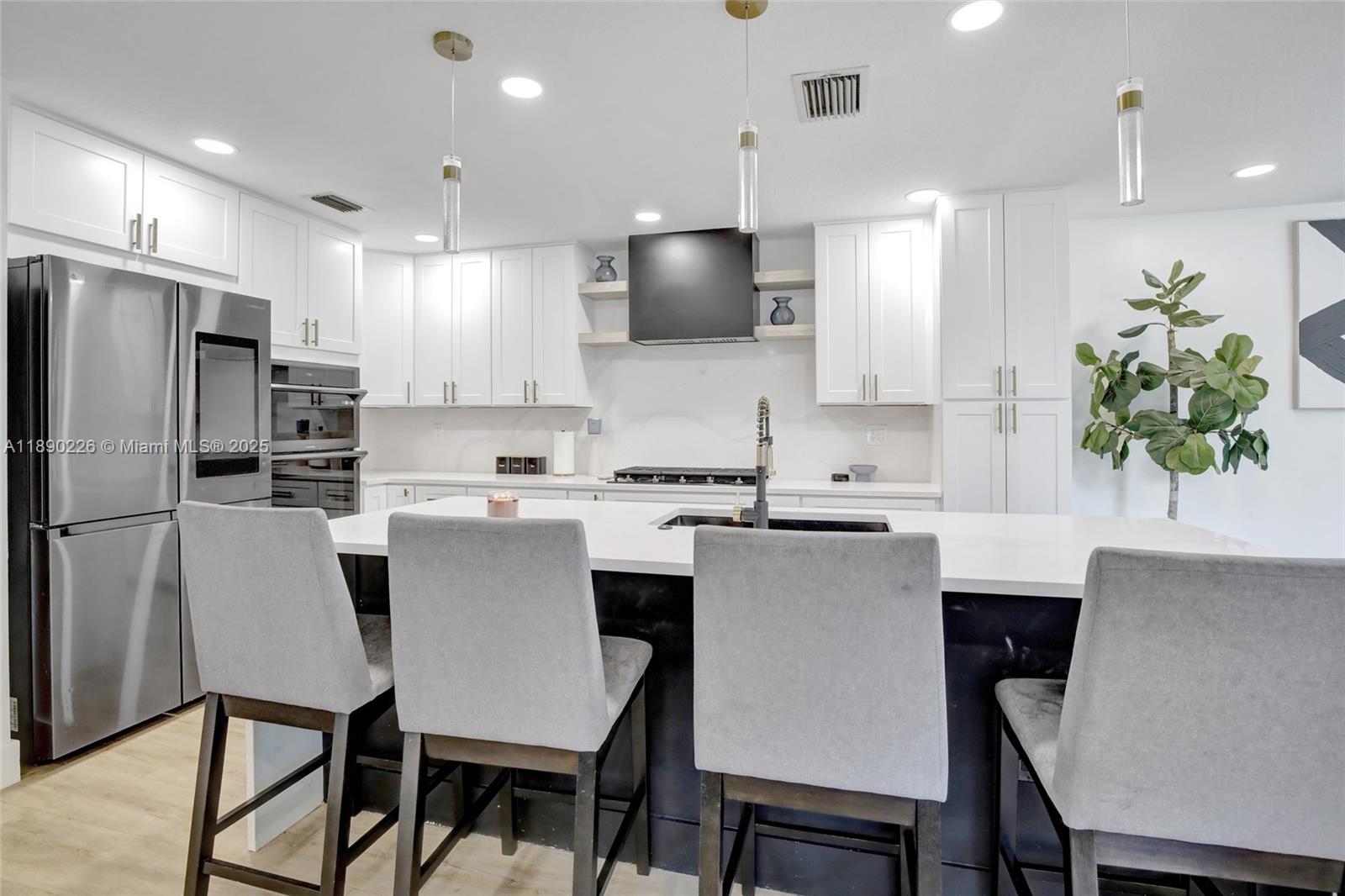 SAWGRASS PLANTATION - Residential