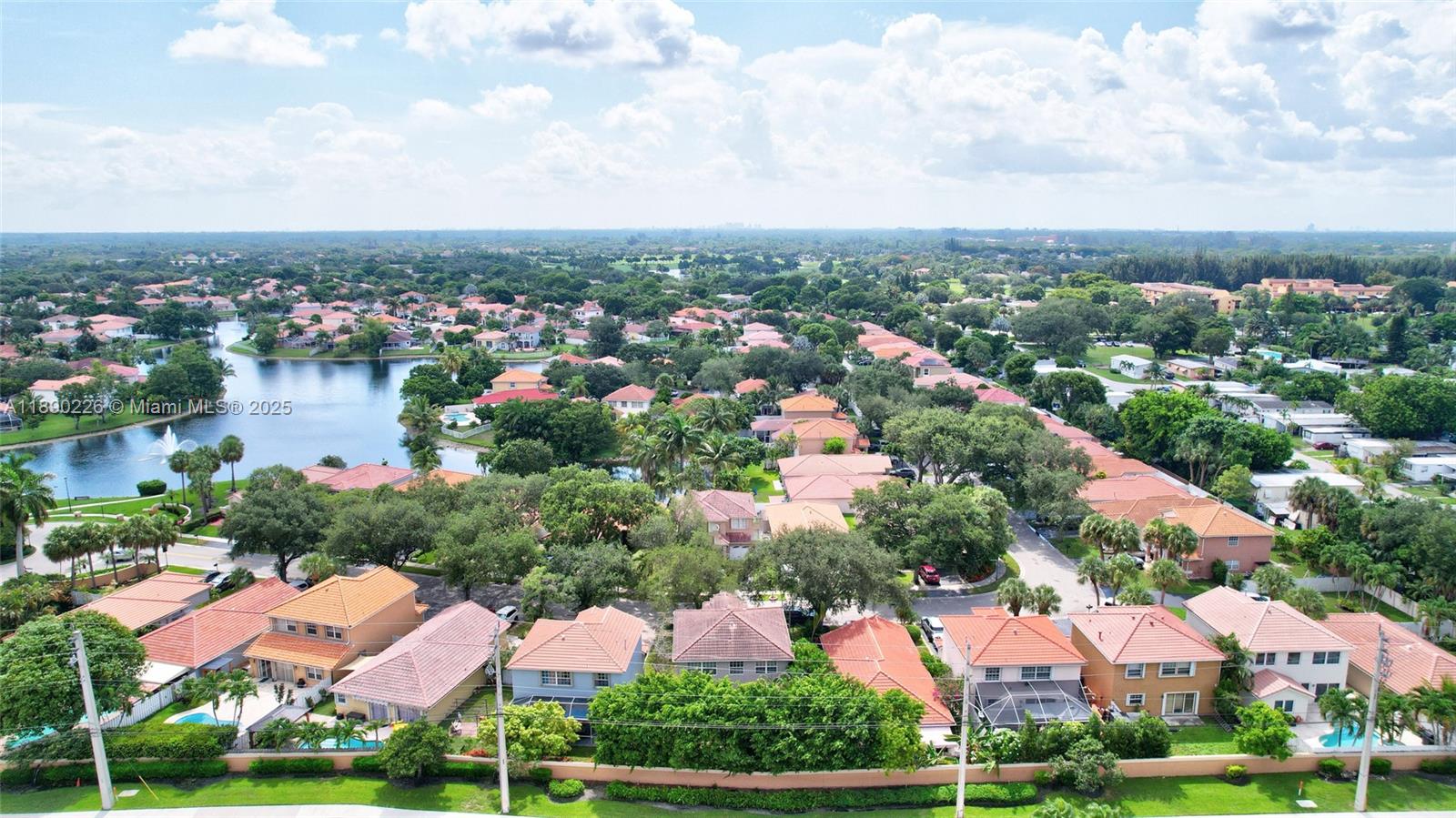 SAWGRASS PLANTATION - Residential