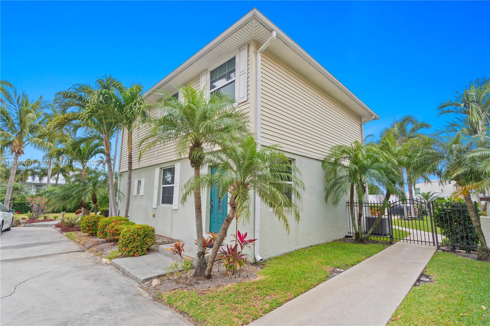 SEABREEZE OF DELRAY CONDO - Land
