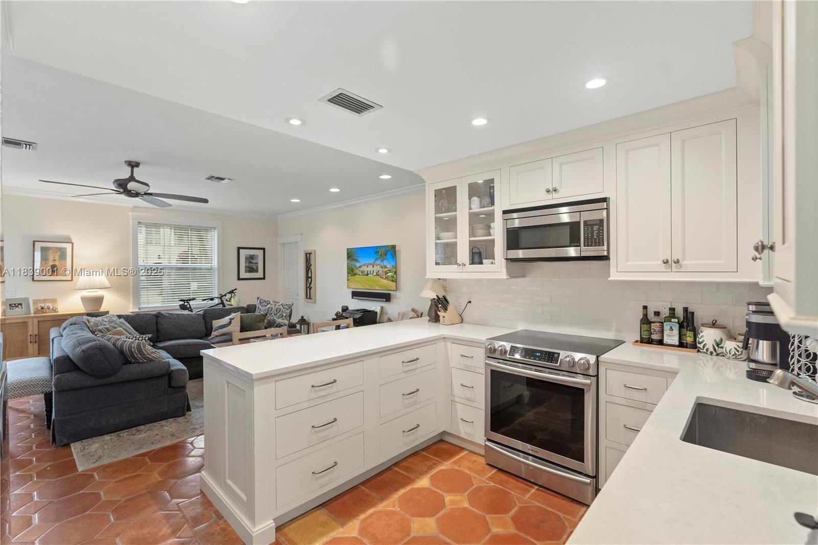 SEABREEZE OF DELRAY CONDO - Land