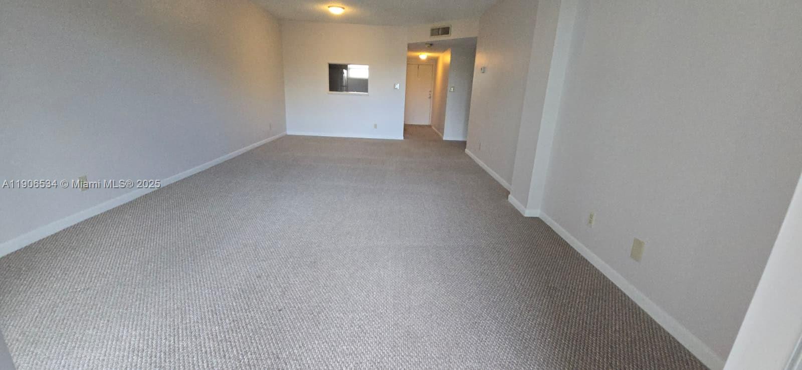 SHERWOOD SQUARE CONDOMINI - Residential Lease