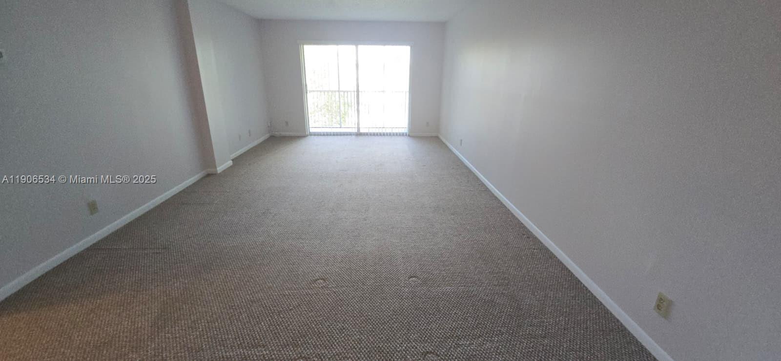 SHERWOOD SQUARE CONDOMINI - Residential Lease