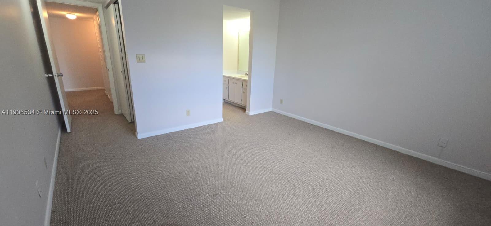 SHERWOOD SQUARE CONDOMINI - Residential Lease