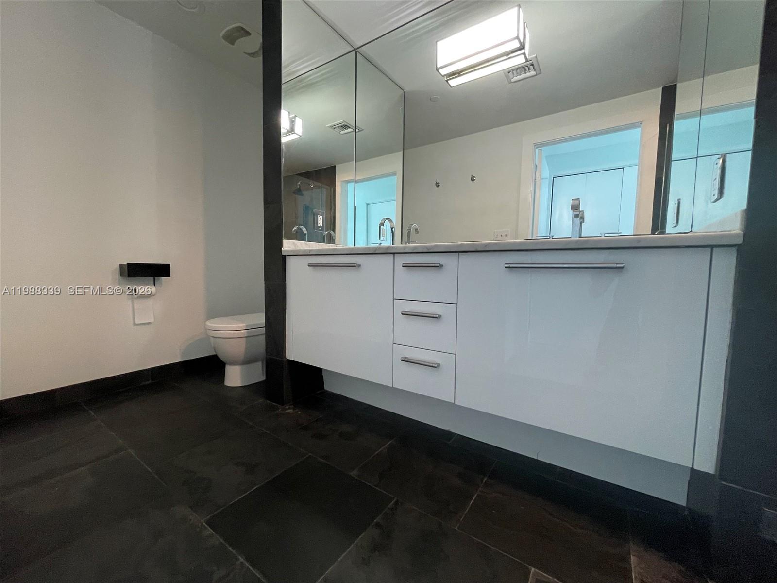 900 BISCAYNE BAY CONDO - Residential