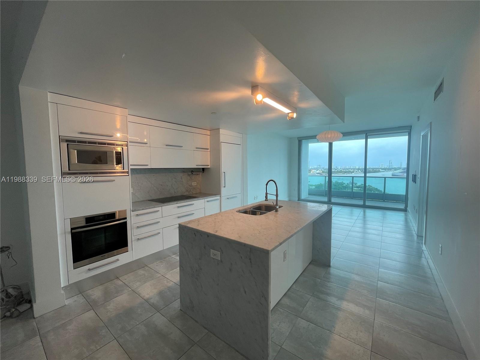 900 BISCAYNE BAY CONDO - Residential