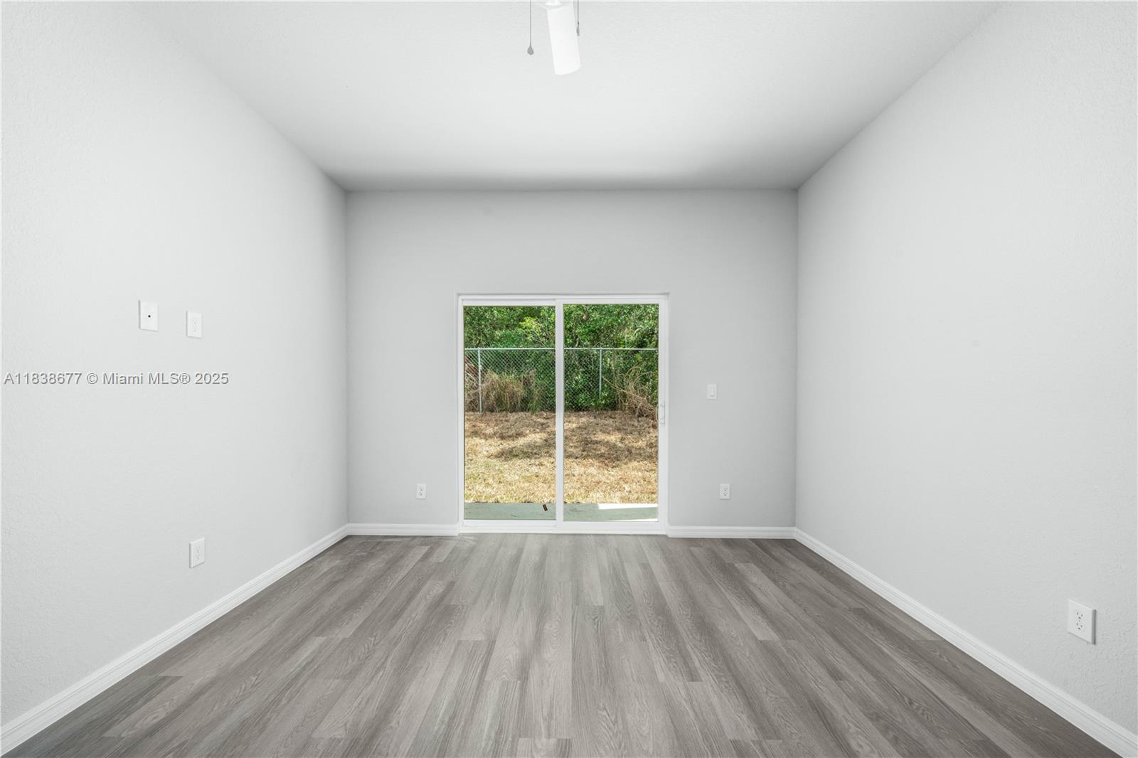 Las Villas at Kenilworth - Residential Lease