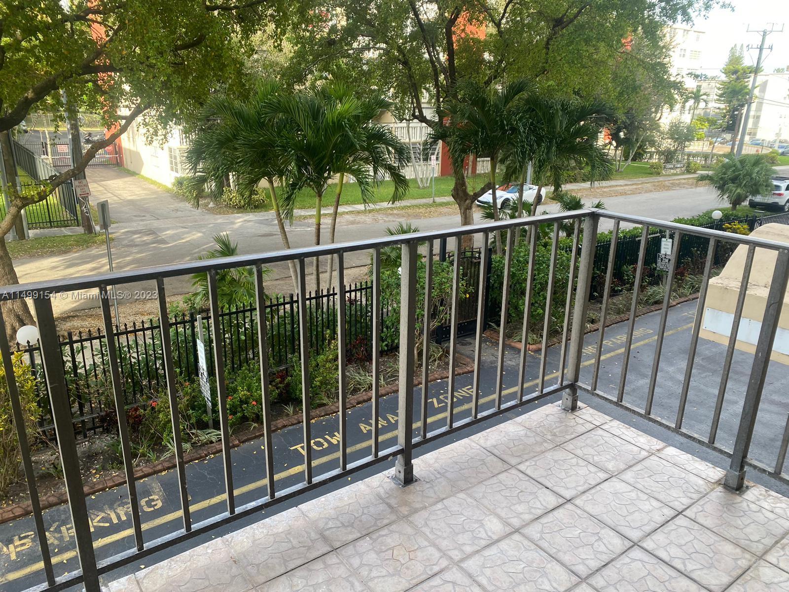 THREE HORIZONS NORTH COND - Residential Lease