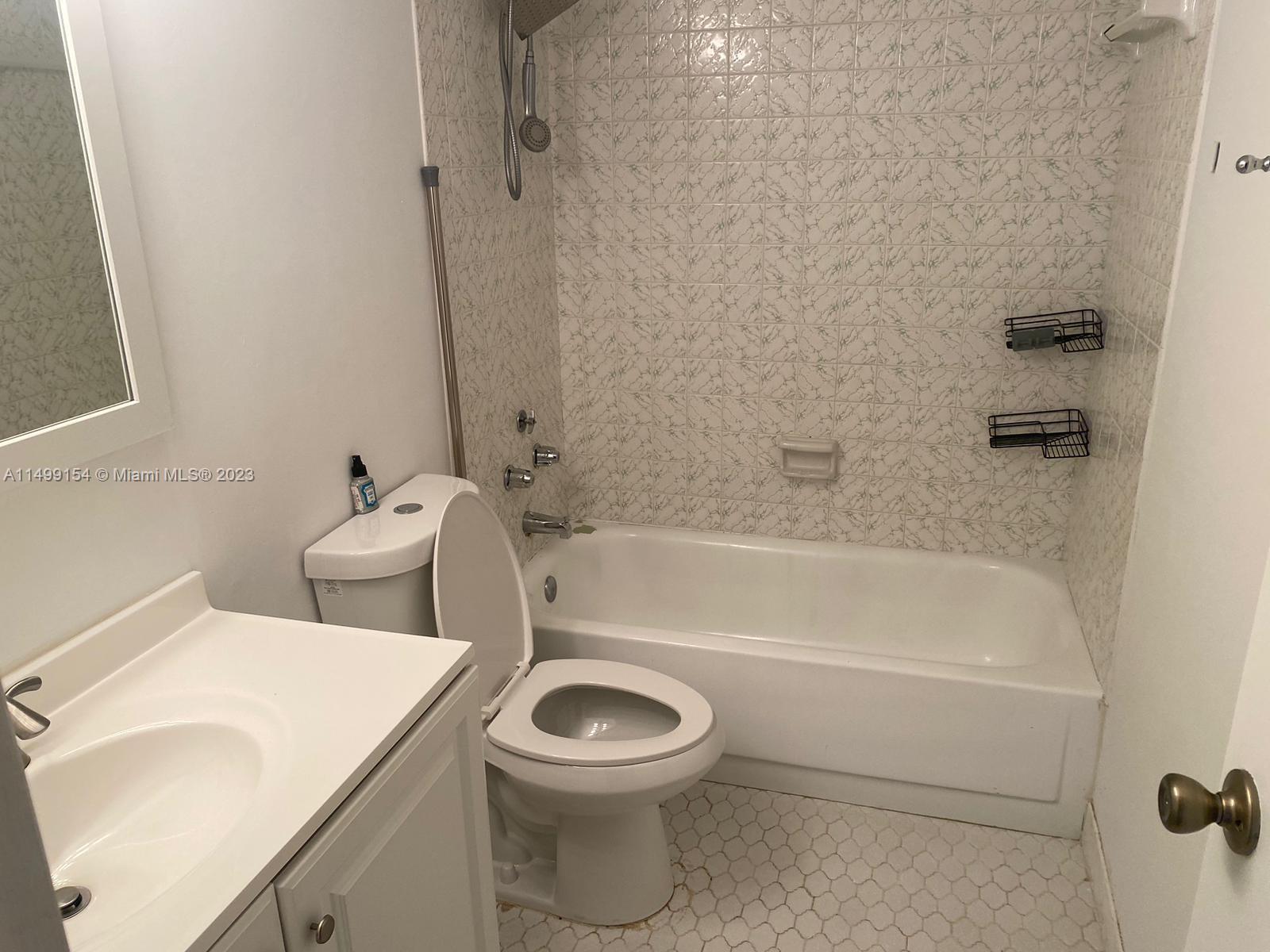 THREE HORIZONS NORTH COND - Residential Lease
