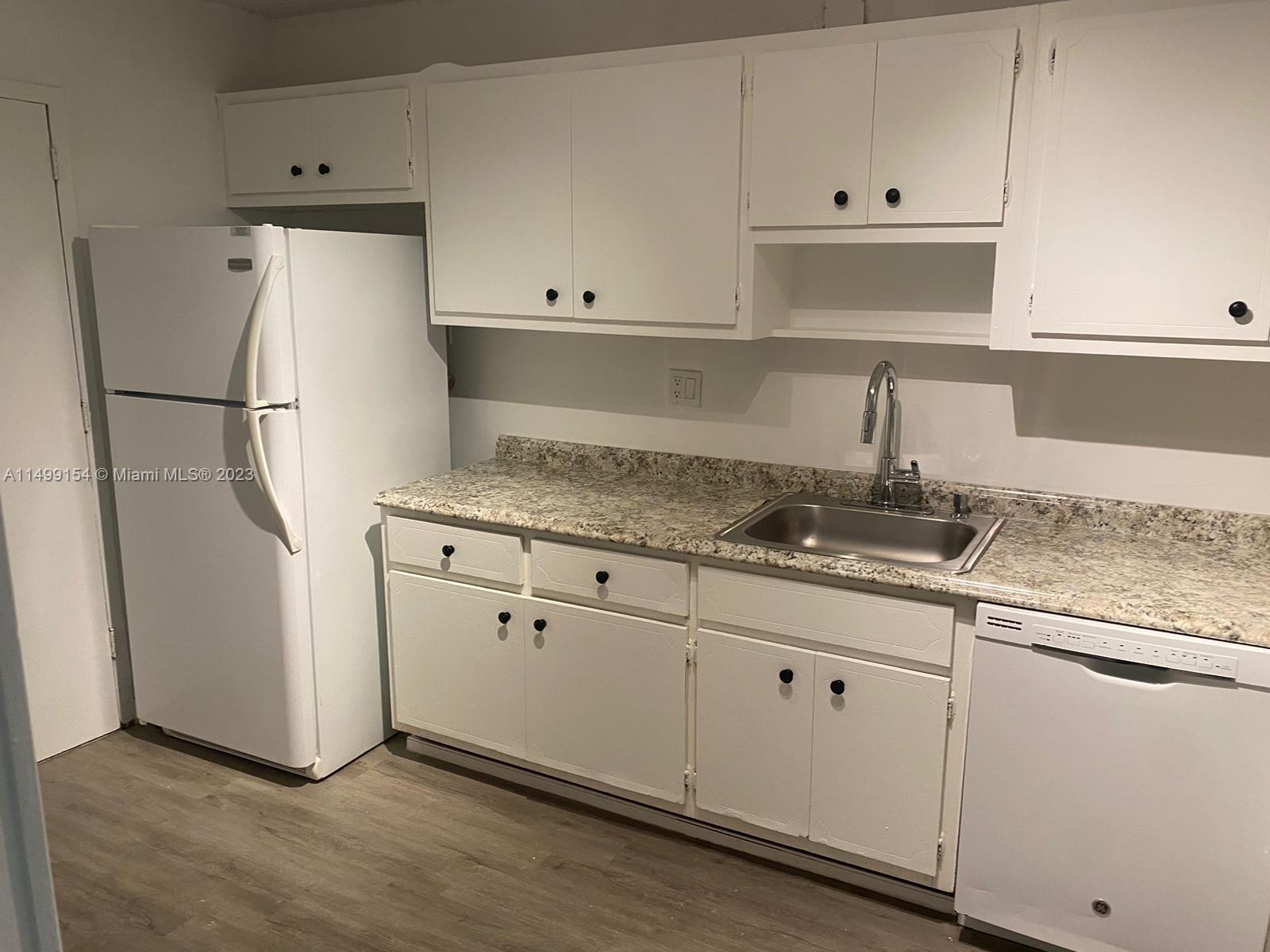 THREE HORIZONS NORTH COND - Residential Lease