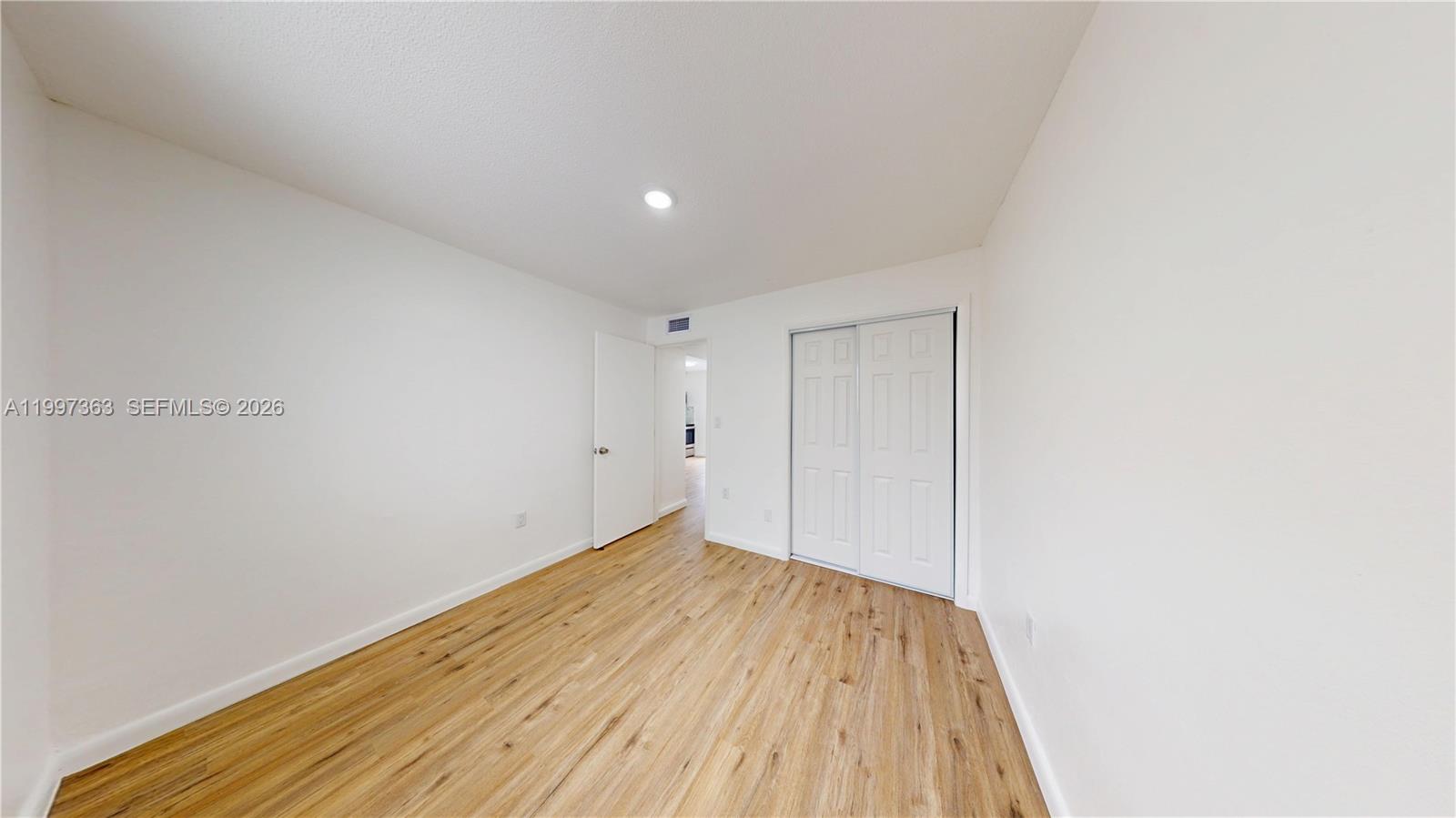 CAROLINA HEIGHTS - Residential Lease