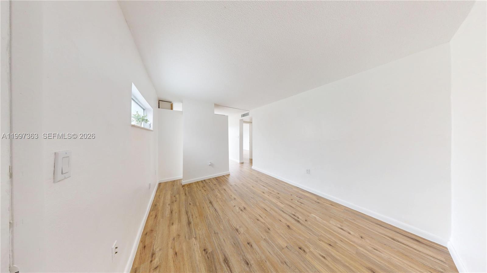 CAROLINA HEIGHTS - Residential Lease