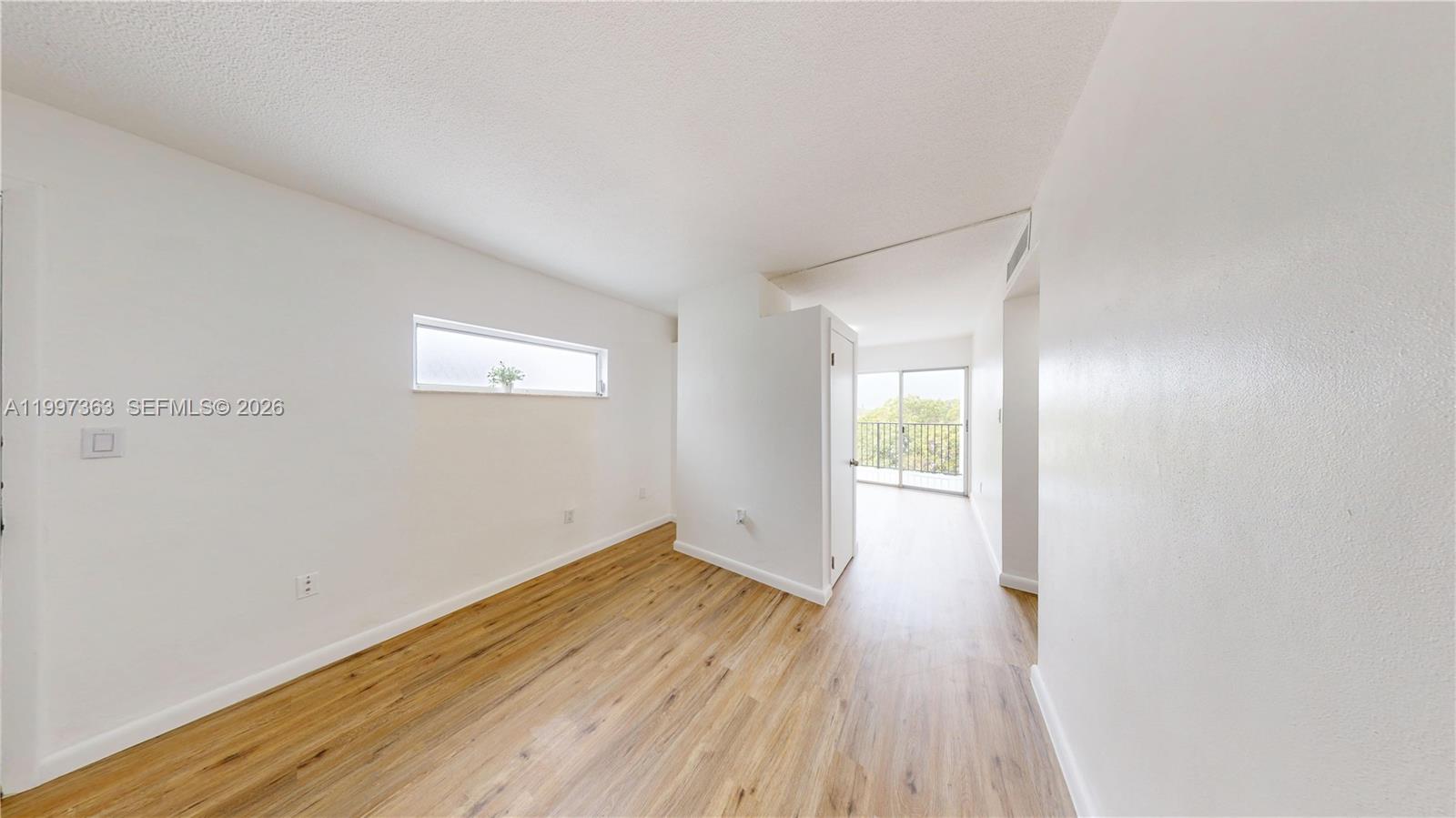 CAROLINA HEIGHTS - Residential Lease