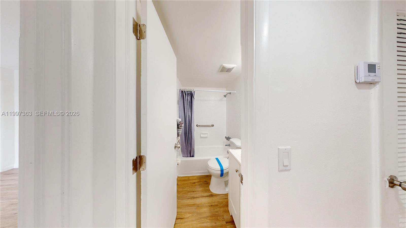 CAROLINA HEIGHTS - Residential Lease