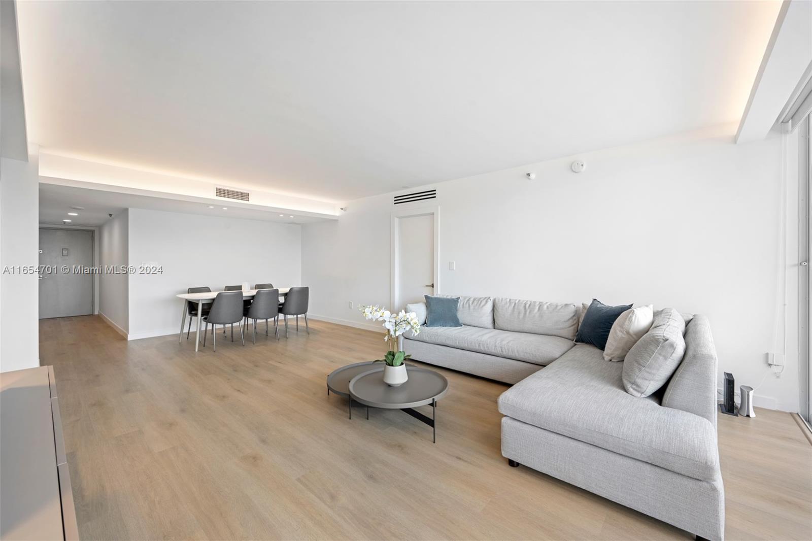 WATERVIEW CONDO - Residential