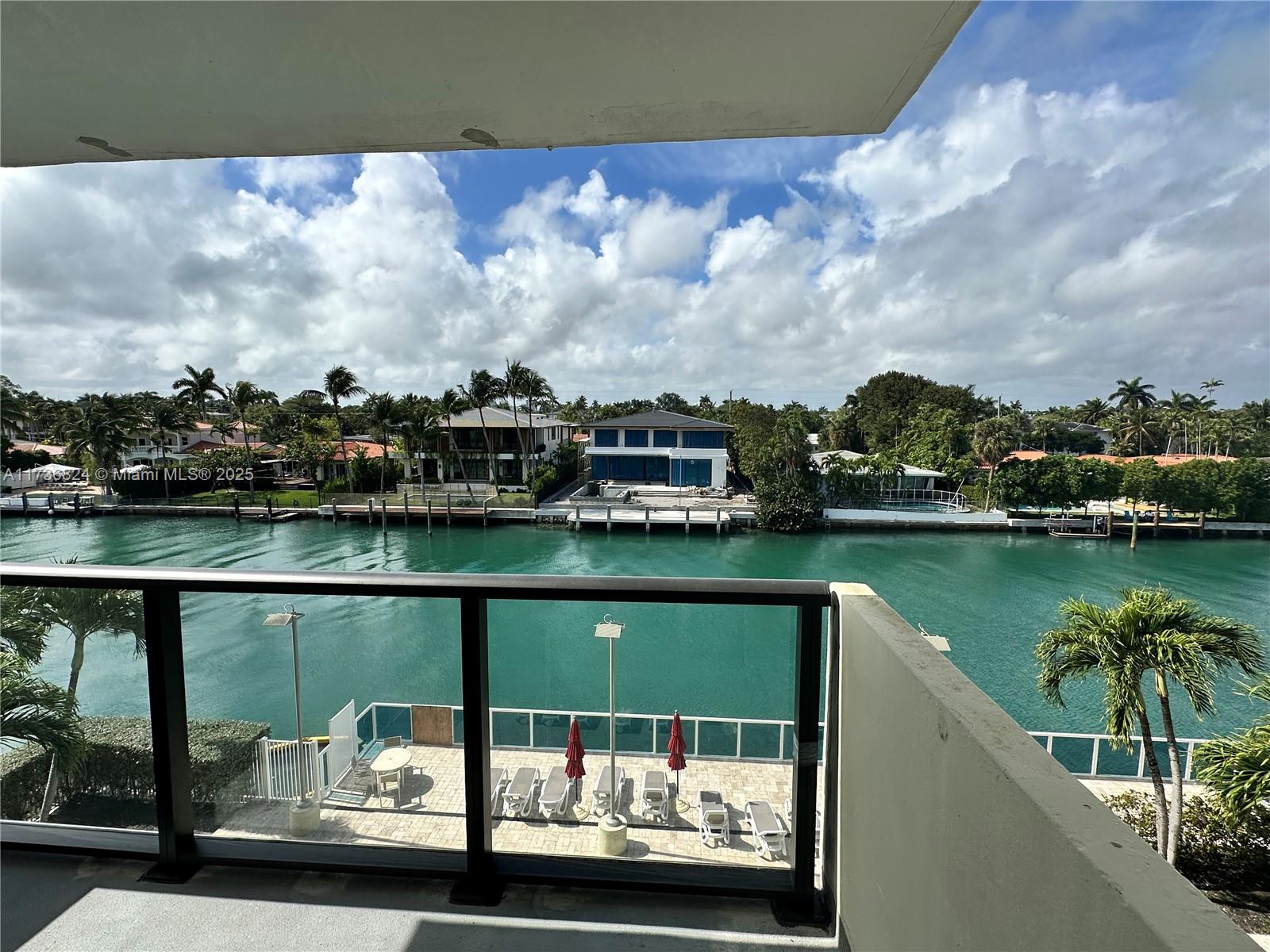 Rental Property at 9800 W Bay Harbor Dr 412, Bay Harbor Islands, Miami-Dade County, Florida - Bedrooms: 1 
Bathrooms: 2  - $2,550 MO.