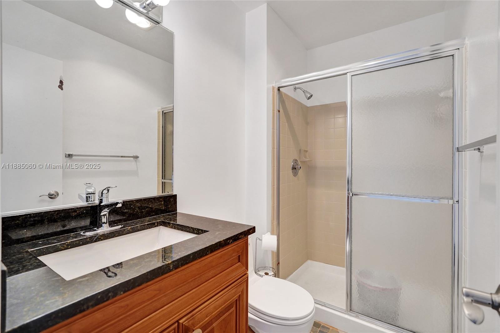 GOLDEN LAKES VILLAGE COND - Residential Lease