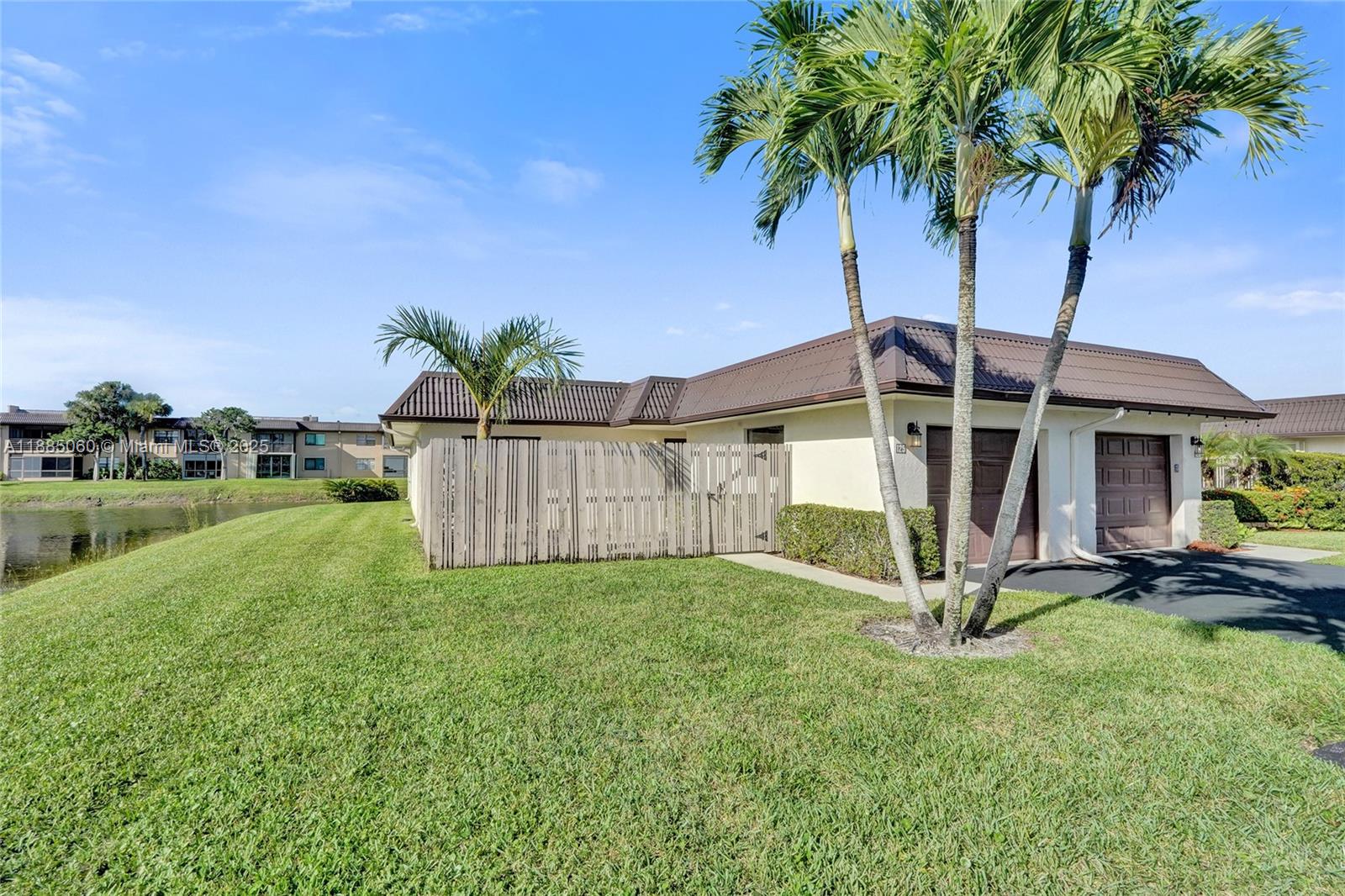 GOLDEN LAKES VILLAGE COND - Residential Lease