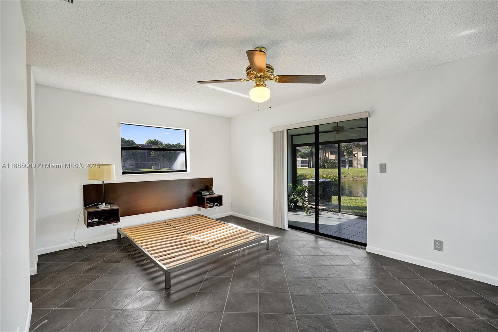 GOLDEN LAKES VILLAGE COND - Residential Lease
