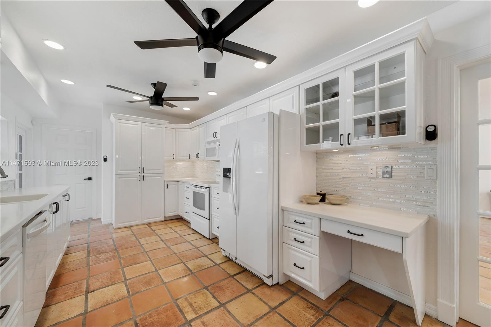 PALM BEACH FARMS CO 10 - Land