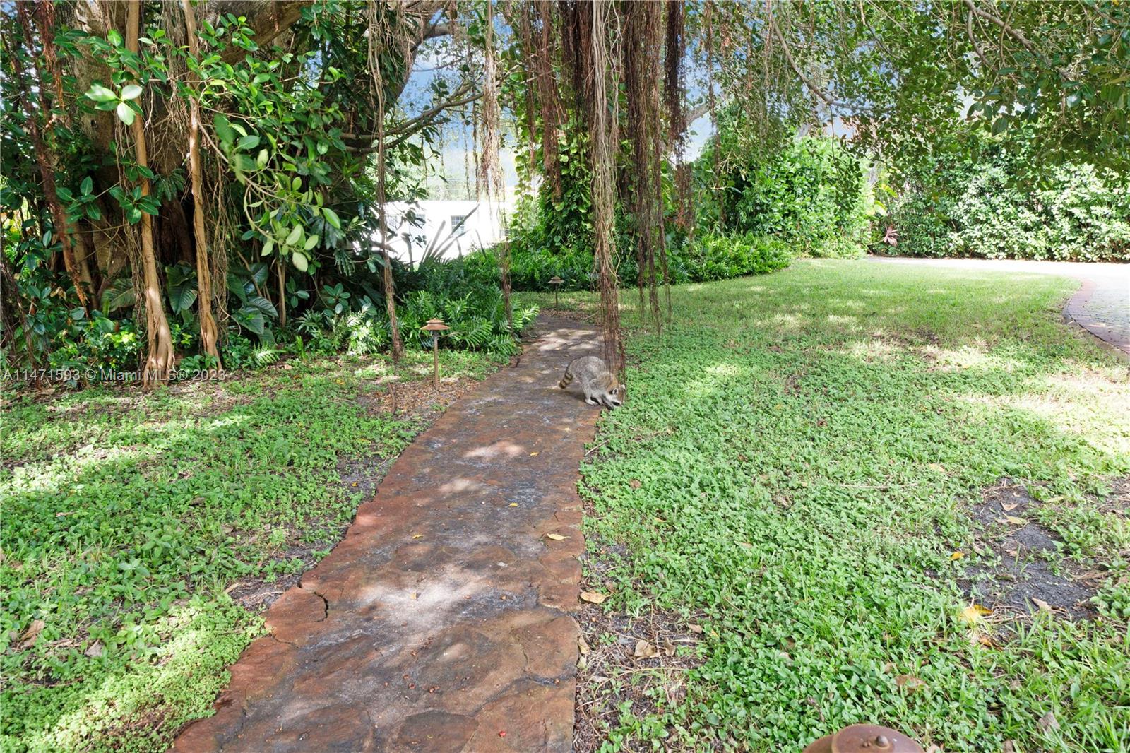 PALM BEACH FARMS CO 10 - Land