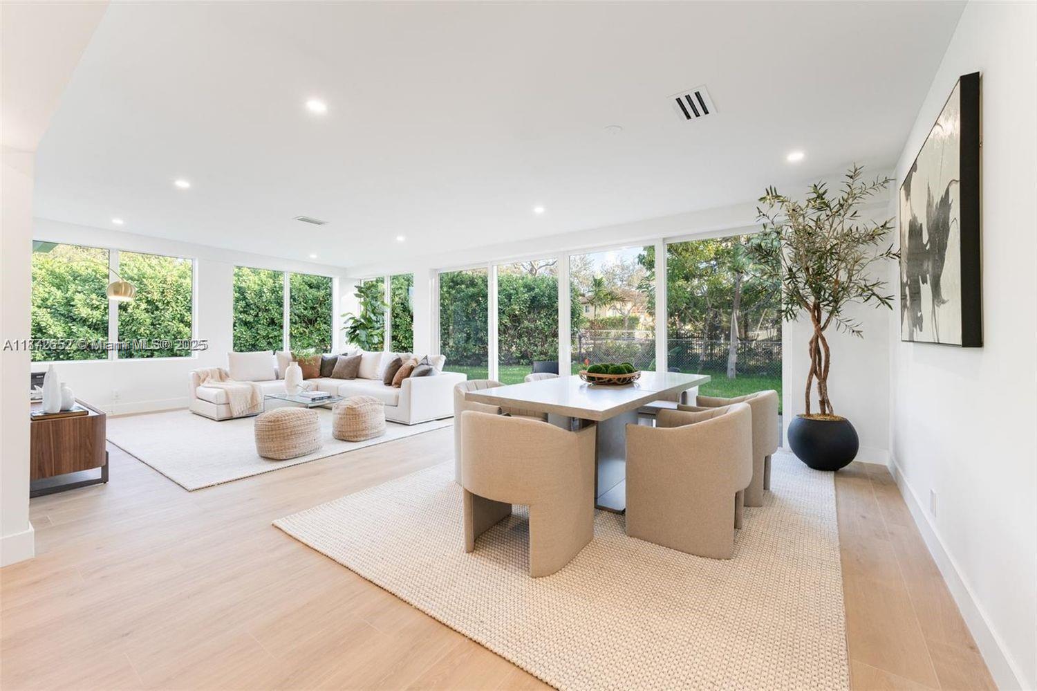 EVENINGSIDE - Residential