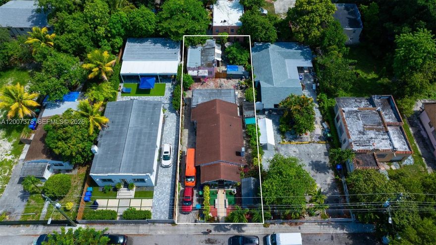 An Opportunity for Investors and Developers in the Heart of Wynwood Norte!  A unique property situated in one of Miami’s most rapidly transforming areas. Ideal for demolition or a complete remodel—perfect for a general contractor, developer, or visionary investor looking to capitalize on the area's boom. Located just minutes from Wynwood Plaza, the Design District, Edgewater, and Midtown, and surrounded by new construction and luxury developments. The redevelopment potential is excellent (buyer to verify zoning). This represents a strategic opportunity to build value in one of the city's most dynamic markets. Sold in "as-is" condition. Please do not disturb the occupants.
