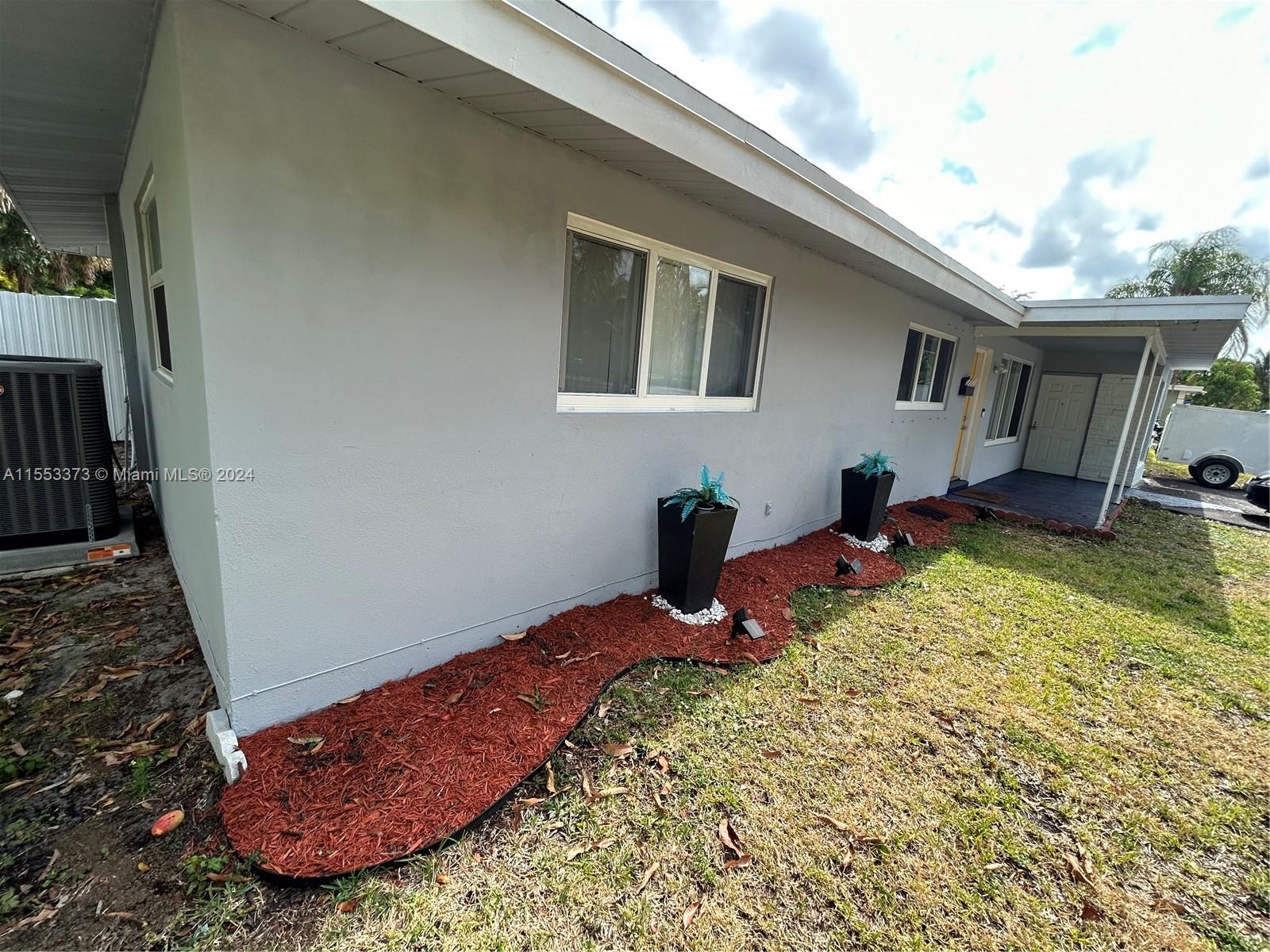 Property for Sale at 3760 8 Street St, Fort Lauderdale, Broward County, Florida - Bedrooms: 5 
Bathrooms: 2  - $619,900