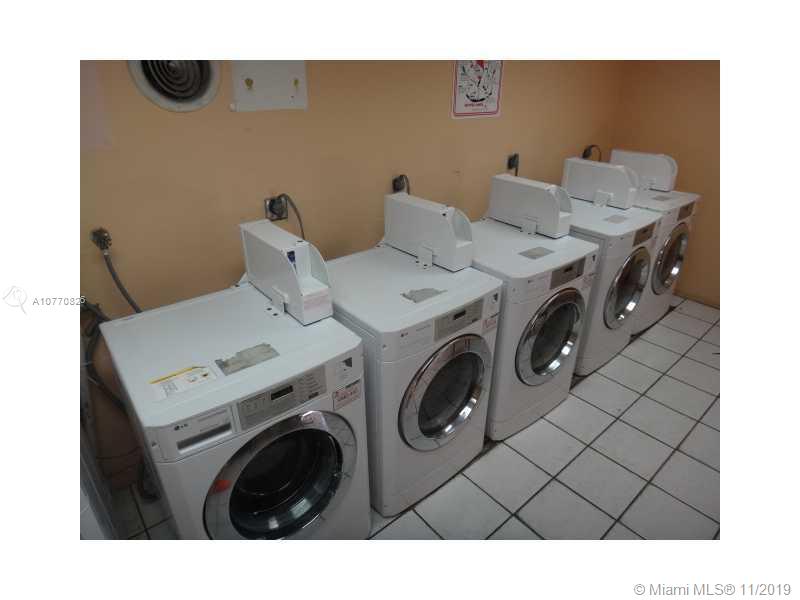 LOS ARBOLES CONDO - Residential Lease