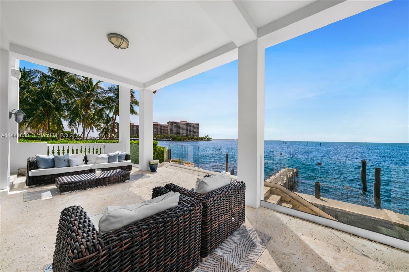 CRYSTAL VIEW - Residential