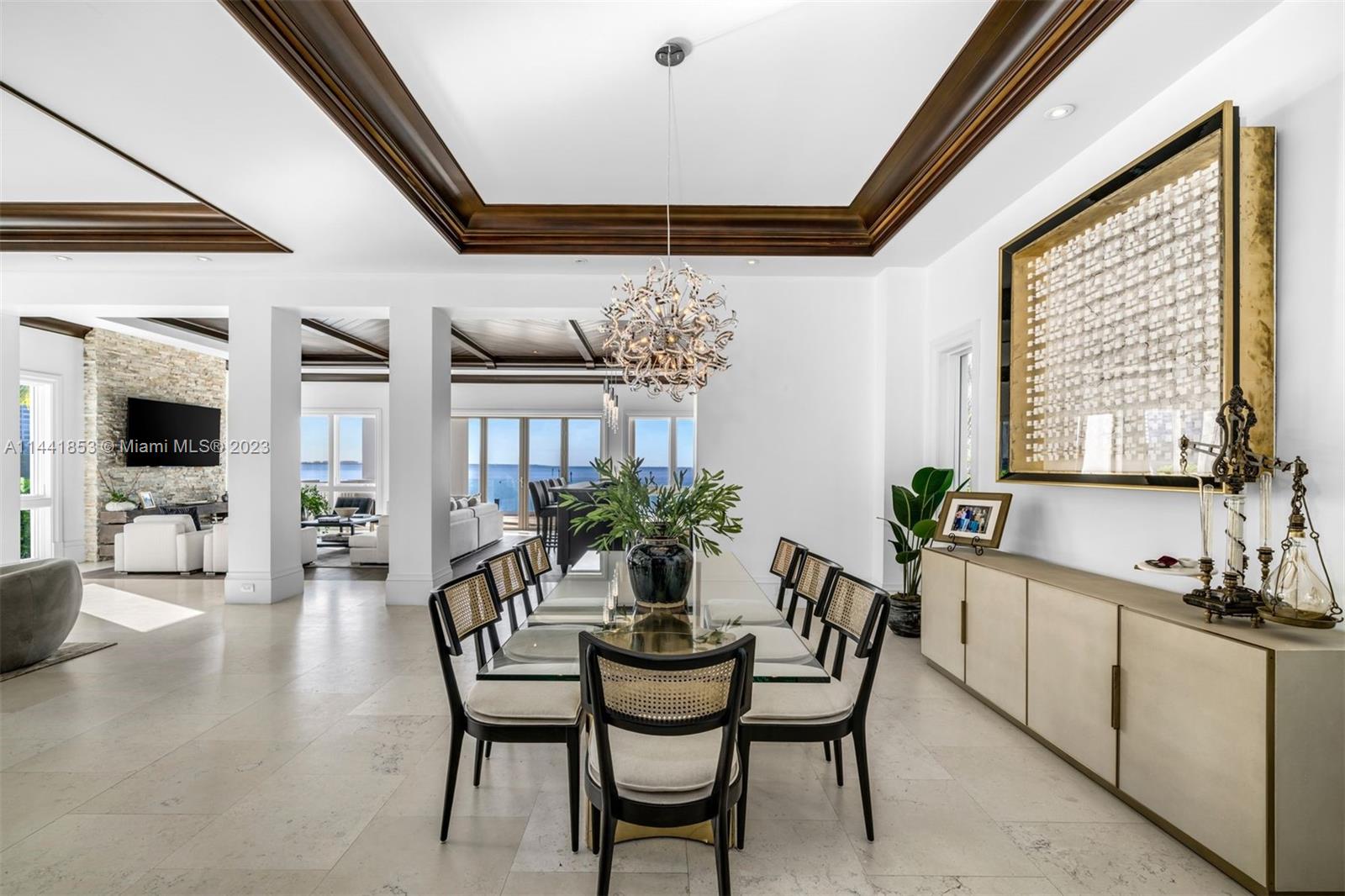 CRYSTAL VIEW - Residential