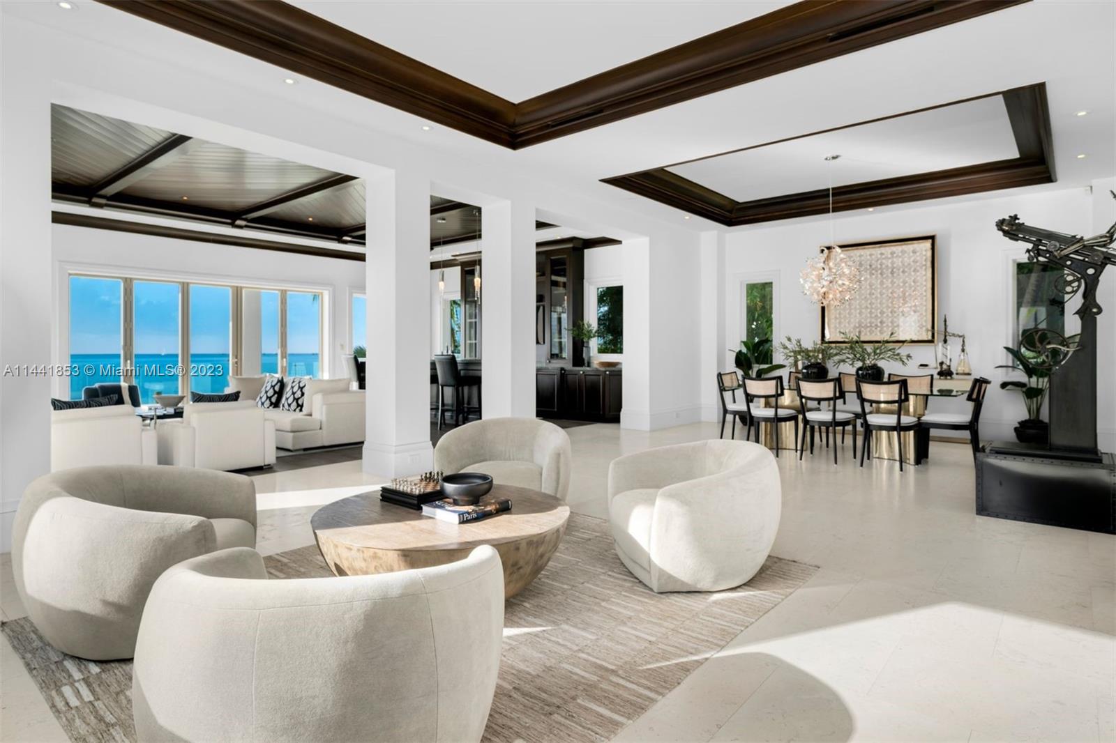 CRYSTAL VIEW - Residential