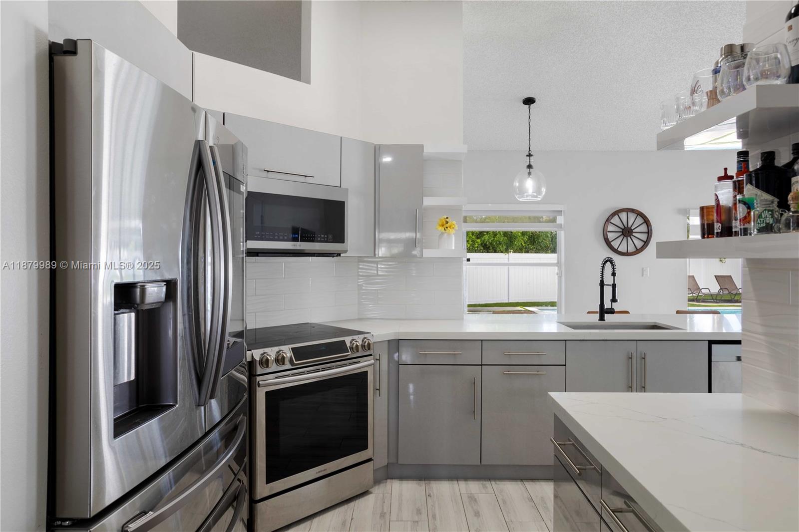 AVALON - Residential