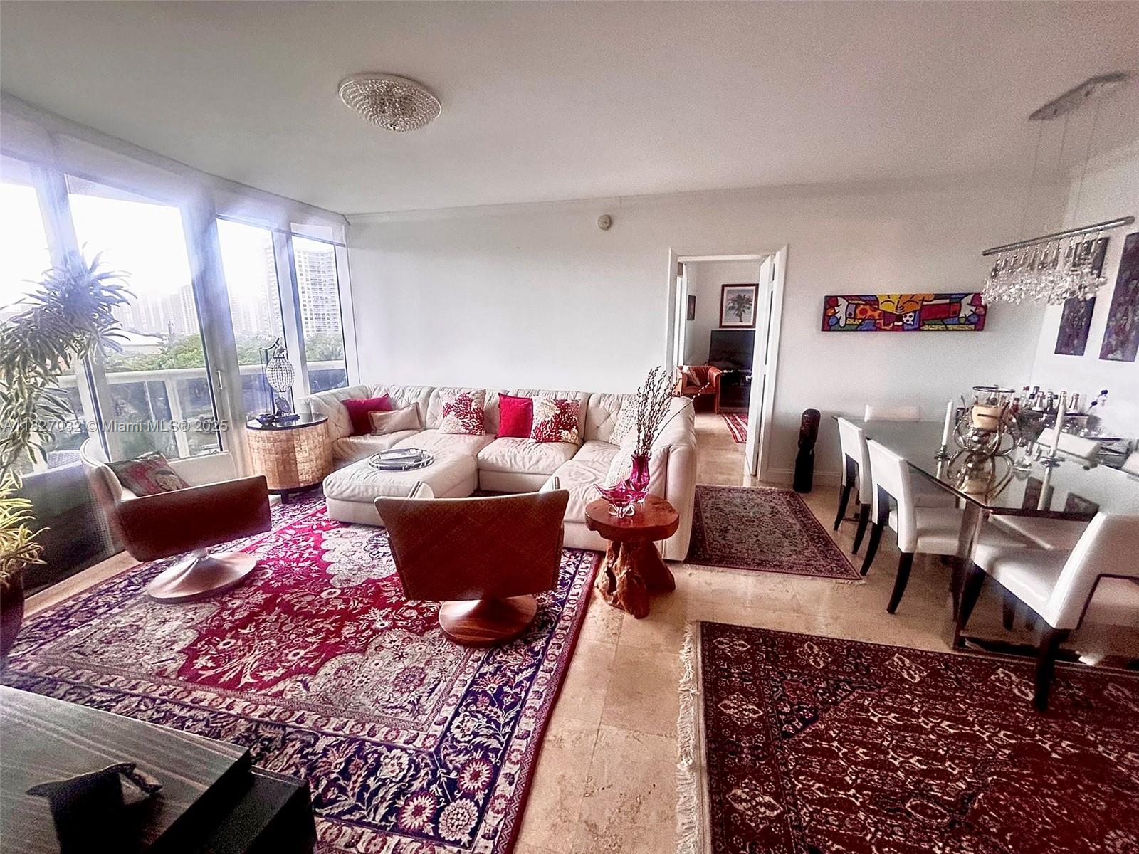 17201 Collins Ave 509