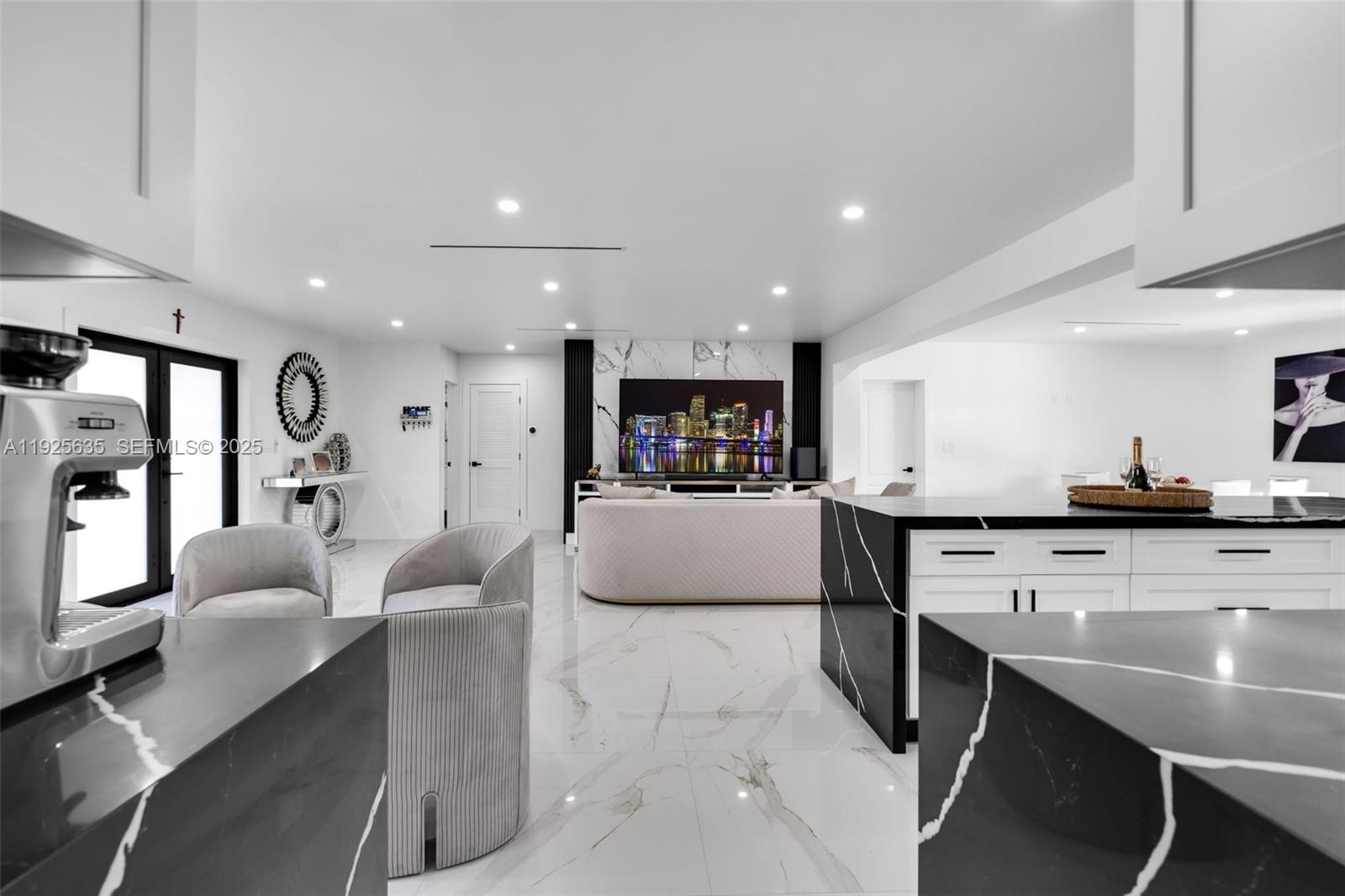 MEADOWS PARK - Residential Lease