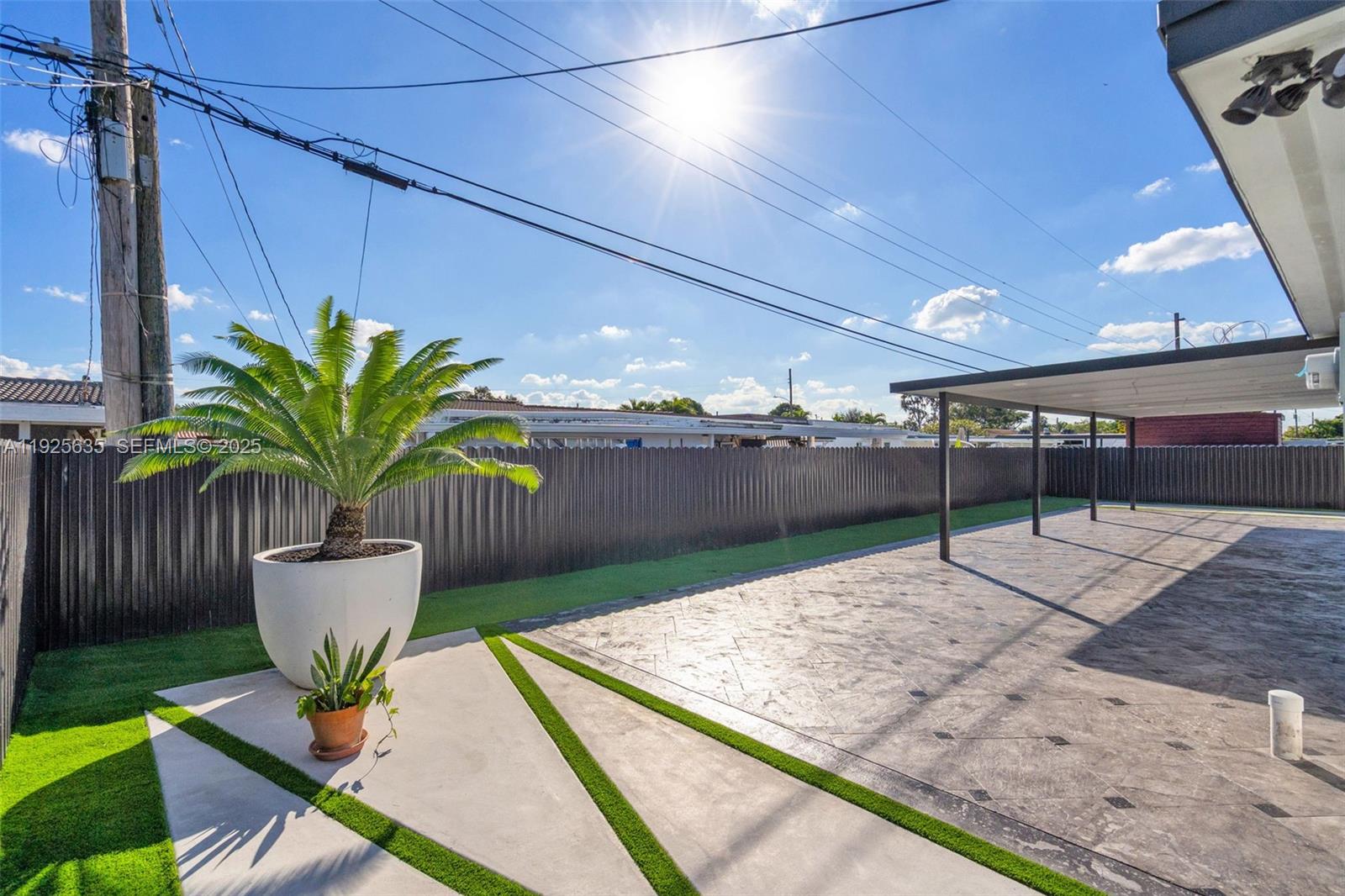 MEADOWS PARK - Residential Lease