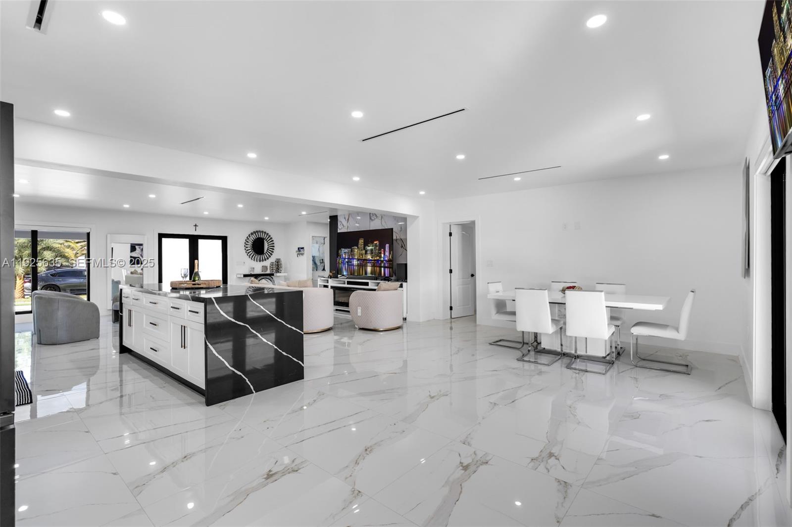 MEADOWS PARK - Residential Lease