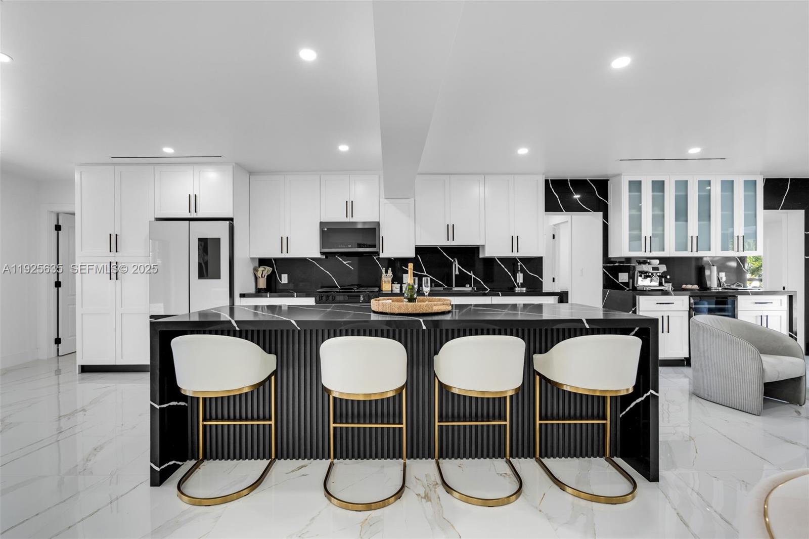 MEADOWS PARK - Residential Lease