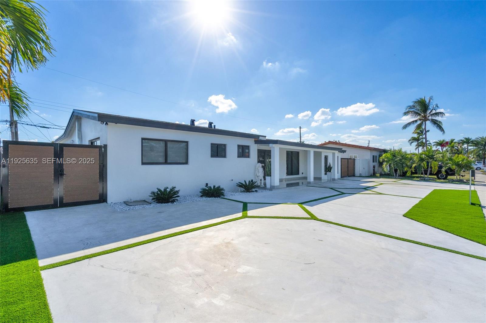 MEADOWS PARK - Residential Lease