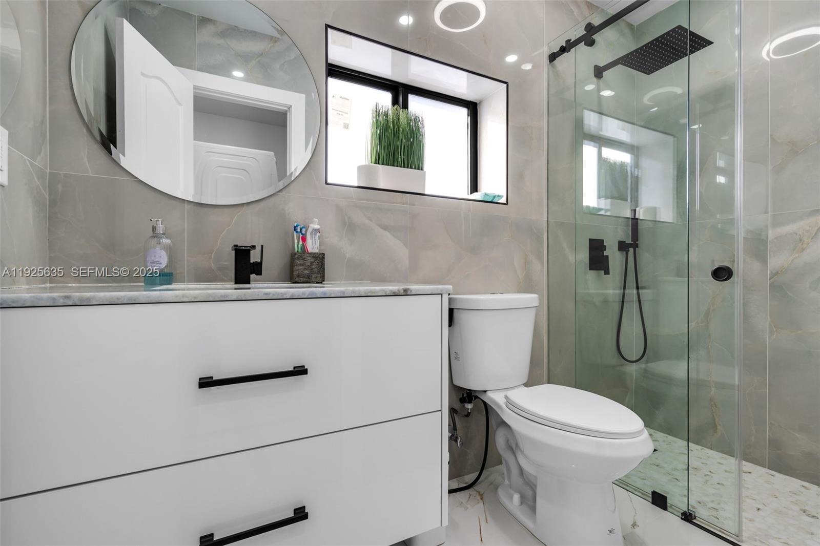 MEADOWS PARK - Residential Lease