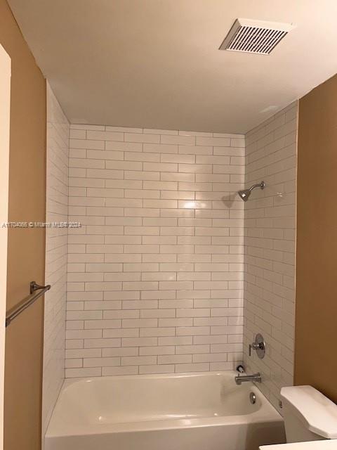 LAKESHORE CONDO 10 - Residential