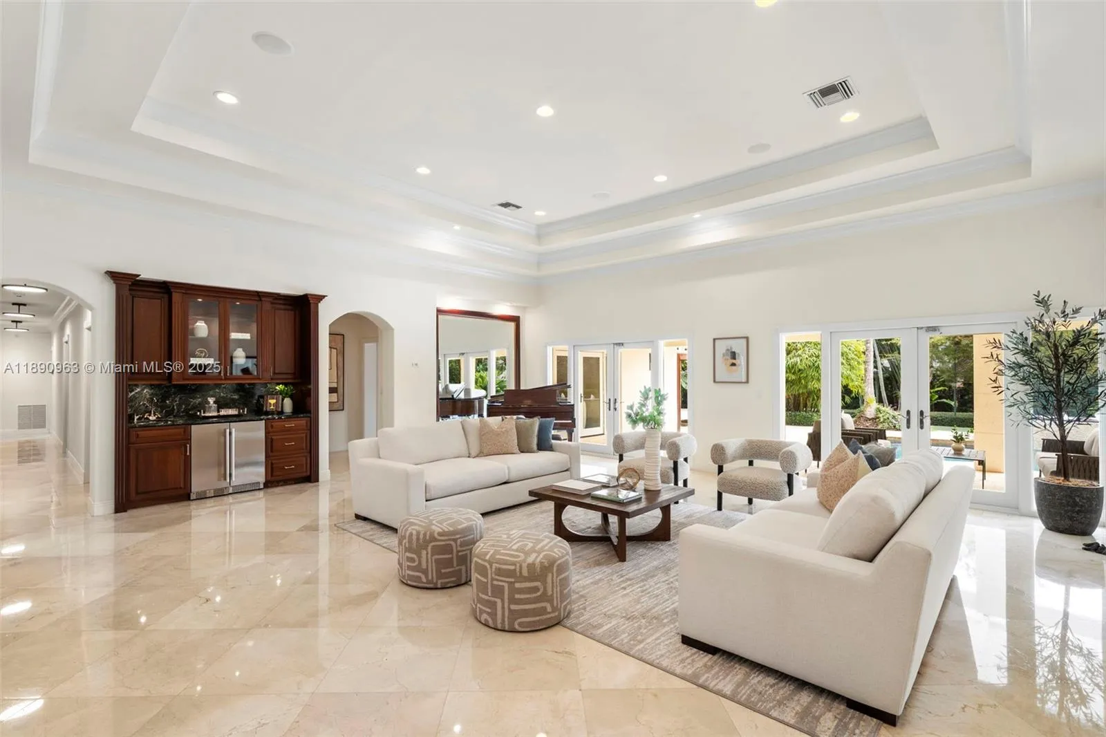 Pinecrest, Florida 33156, United States, 6 Bedrooms Bedrooms, ,7 BathroomsBathrooms,Residential,Active,223821