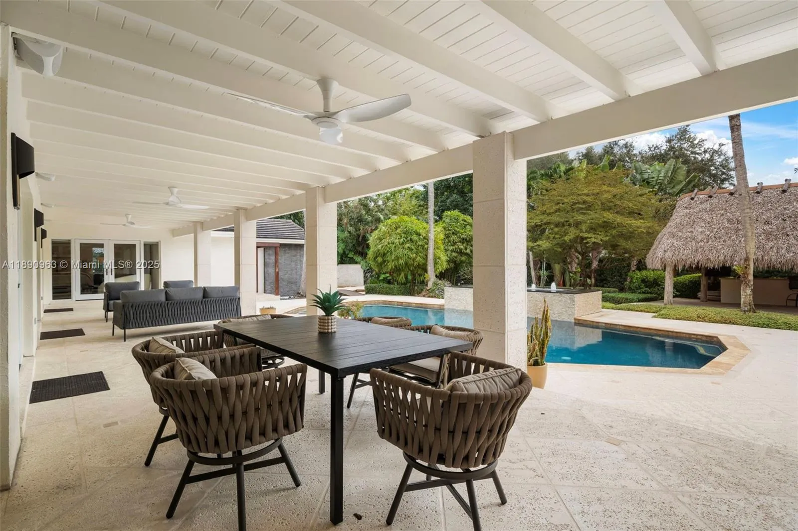 Pinecrest, Florida 33156, United States, 6 Bedrooms Bedrooms, ,7 BathroomsBathrooms,Residential,Active,223821