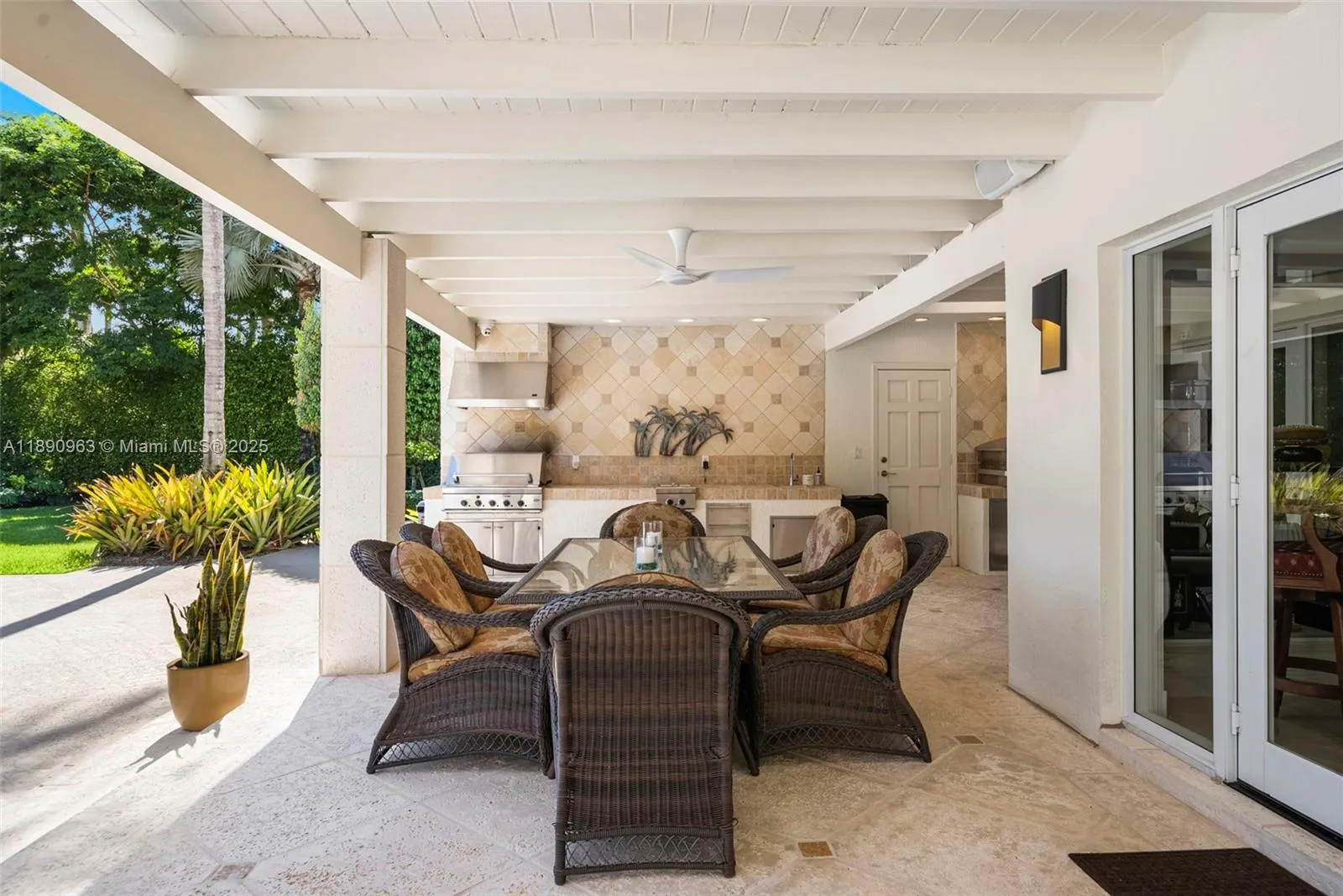 Pinecrest, Florida 33156, United States, 6 Bedrooms Bedrooms, ,7 BathroomsBathrooms,Residential,Active,223821