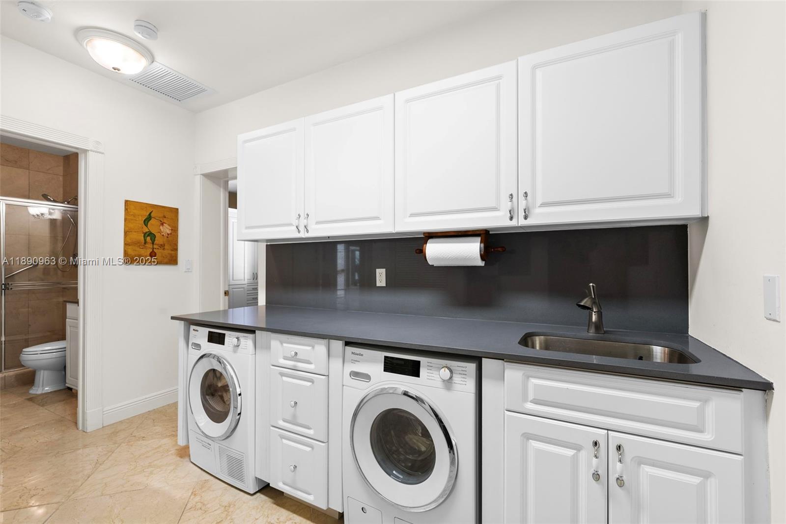 BAY RIDGE ESTS - Residential